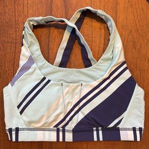 Lululemon Stuff Your Bra Women’s Size 6 (S) Sports Bra